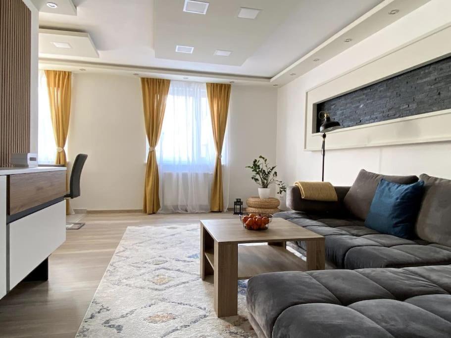 Gemuetliche Wohnung In Ottakring فيينا المظهر الخارجي الصورة